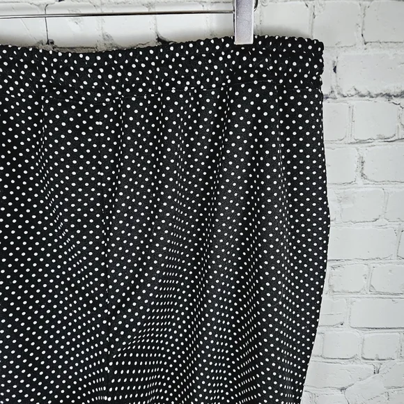 MEG & MARGOT | polkadot stretch flowy drawstring jogger pants - Picture 4 of 9